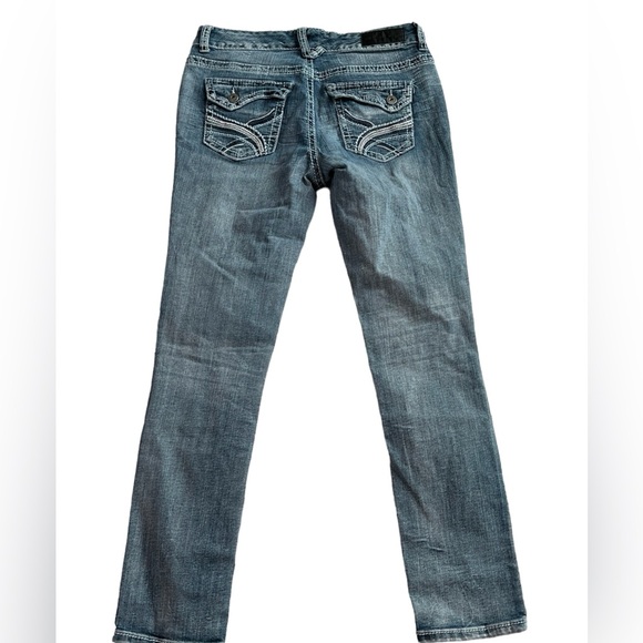 Distressed Faded Skinny Jeans - Picture 2 of 3